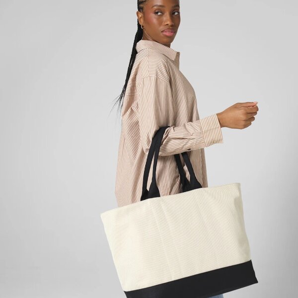 Quadra Puerto Weekender Thumbnail