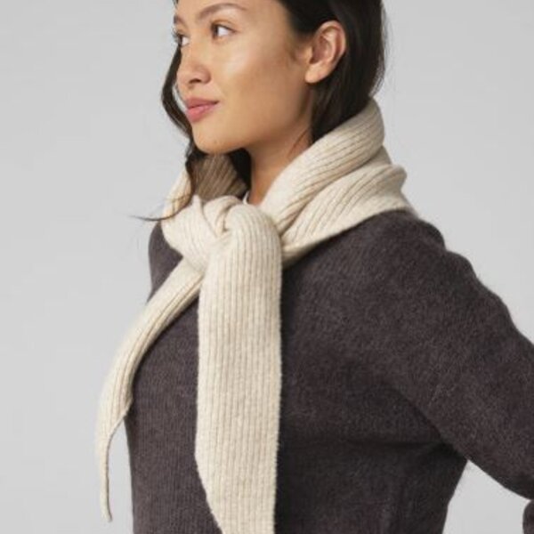 Beechfield Knitted Triangle Scarf Thumbnail